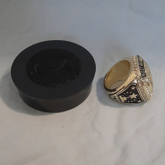MVP ring - Picture 3 of 4